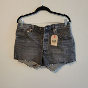 Levi's Women's 501 Shorts‎